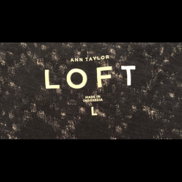 Navy Ann Taylor Loft Large Sleeveless Top - Picture 3 of 3